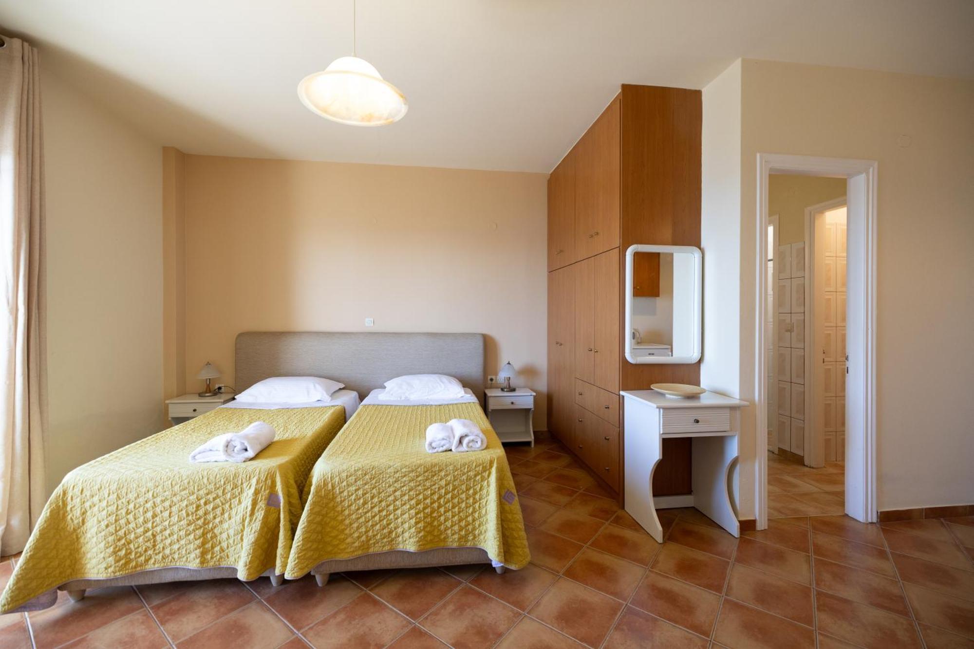 Delfinia Apartment Vlachata Luaran gambar