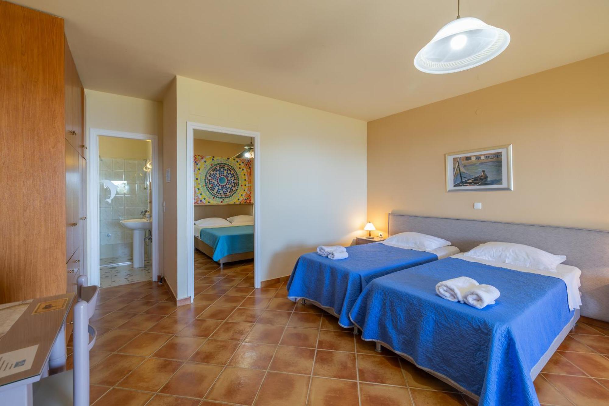 Delfinia Apartment Vlachata Luaran gambar